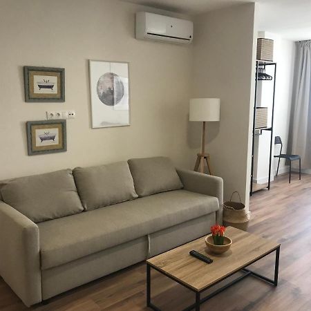 Gmc Turistics - Plaza De Las Flores Estepona Dış mekan fotoğraf