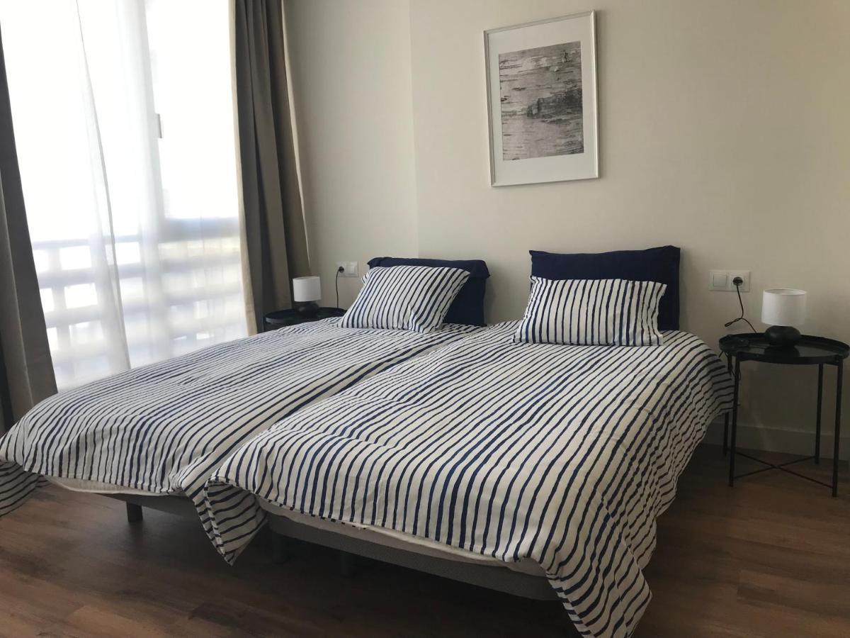 Gmc Turistics - Plaza De Las Flores Estepona Dış mekan fotoğraf